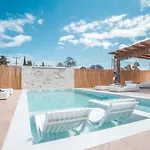 Вилла Le Ialyse Luxury *