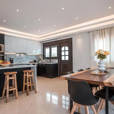 Le Ialyse Luxury Vilă *